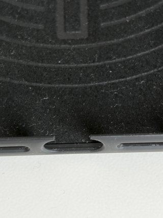 Funda MOUS MagSafe Negra iPhone 16 Plus