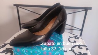 Zapatos de salón negros talla 37