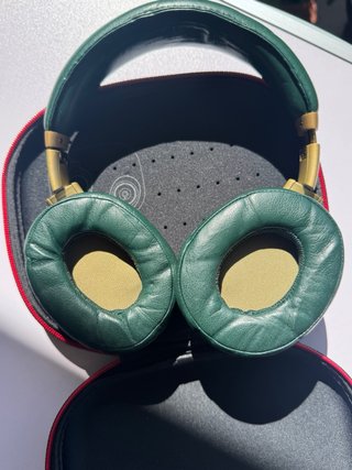 Beats Studio3 x Audemars Piguet Rari