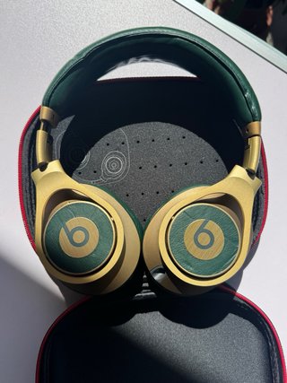 Beats Studio3 x Audemars Piguet Rari