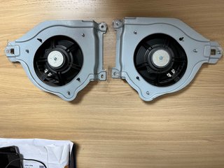 Altavoces traseros Nissan NV200 + soporte