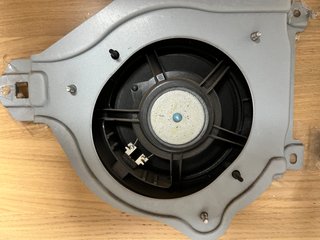 Altavoces traseros Nissan NV200 + soporte