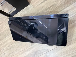 Campana extractora cocina negra