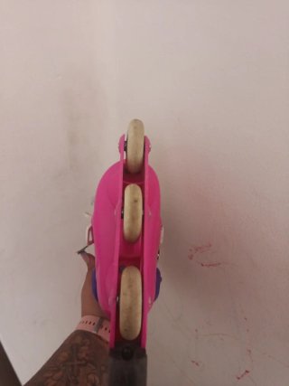 Patines en línea rosas para niña