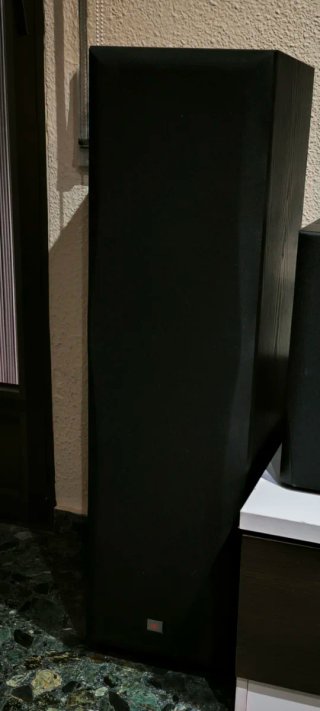 Altavoces JBL E60