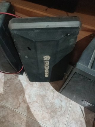 Altavoces Pioneer y DAS Profesionales
