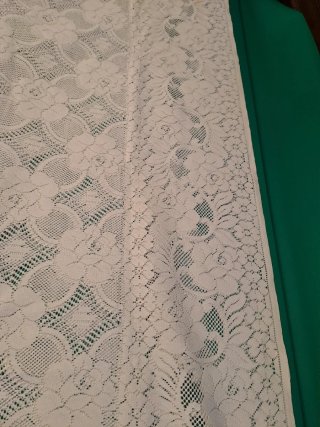 Copriletto in pizzo bianco