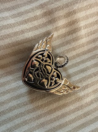 Colgante plata Corazón Alas Circonitas Negras