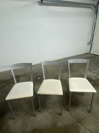 4 Sillas Cocina Beige y Plata