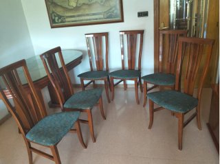 Mueble de salón madera a juego con mesa y 6 sillas