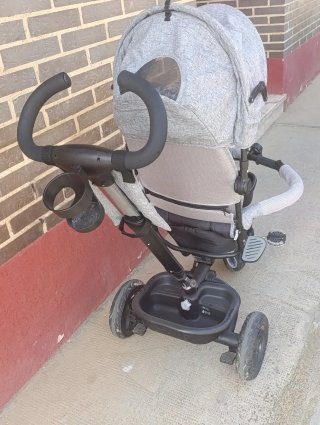 Triciclo de paseo Kinderkraft