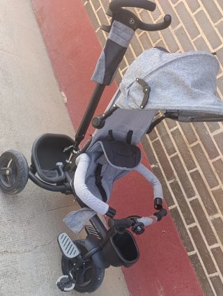 Triciclo de paseo Kinderkraft