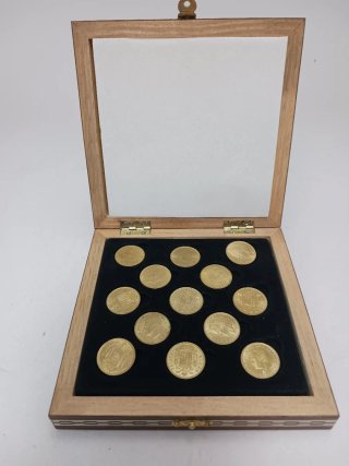 Arras 13 Pesetas en Caja Madera