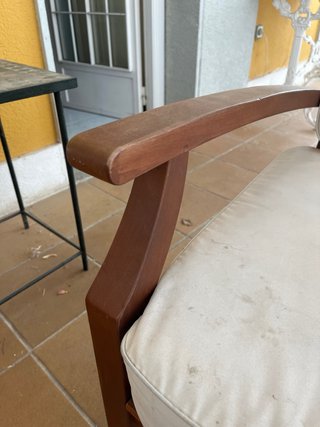 Sofá de madera y tela para jardín o porche