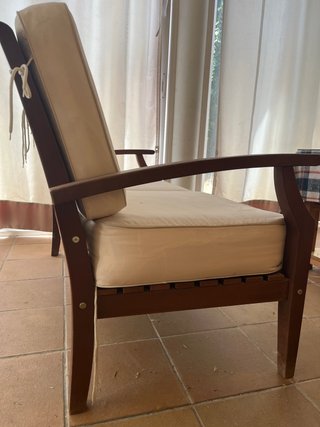 Sofá de madera y tela para jardín o porche