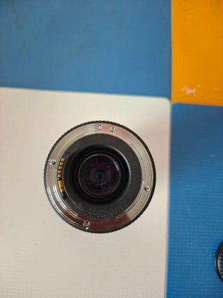 Canon EF 75-300mm f/4-5.6 III