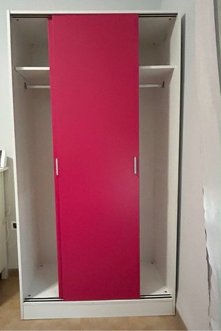Armario puertas correderas rosa y blanco