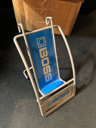 Expositor Soporte Pedal Boss proviene de tienda