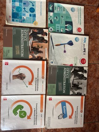 Se vende libros de gestión administrativa 1 año