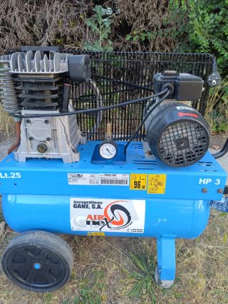 Lote de 2 compresores y dos calderines profesional