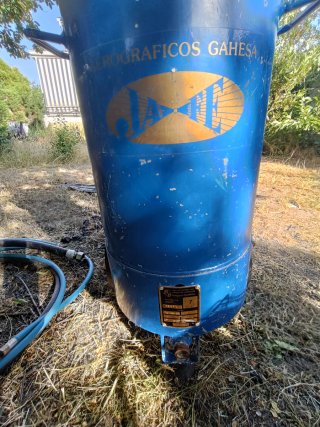 Lote de 2 compresores y dos calderines profesional