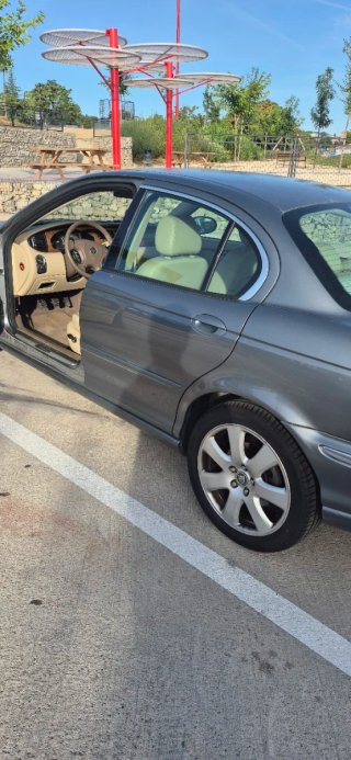 Jaguar X-Type 2005