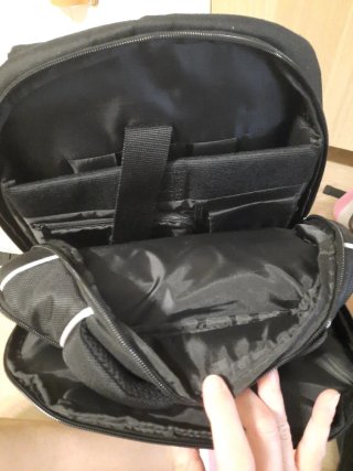 Mochila para portátil negra. Doble compartimento