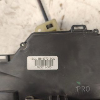 CERRADURA DELANTERA DERECHA SEAT / SKODA / VW USADO 3B1837016CC