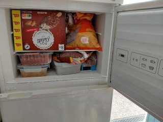 Frigorífico y congelador blanco