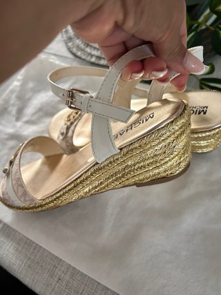Sandalias Michael Kors Oro y Blanco