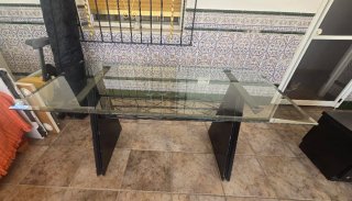 Mesa de salón diseño cristal y metal