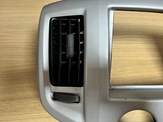 Rejilla Panel Central Coche Nissan Nv200