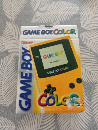 Nintendo Game Boy Color Amarilla con Caja