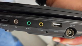 Akai AKDXP100 DVD Portátil Negro