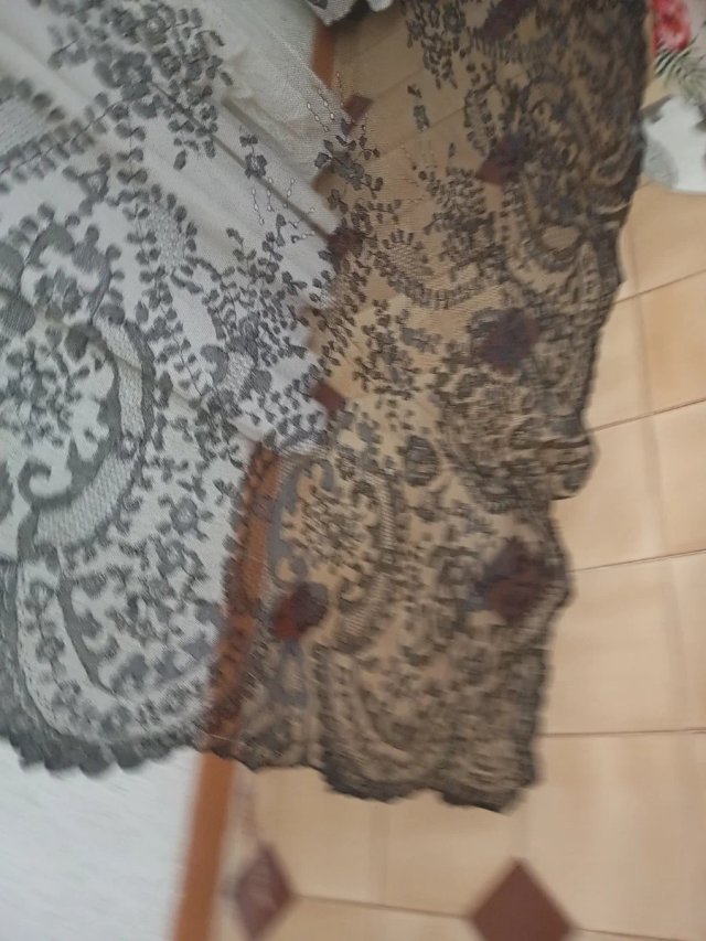 Mantilla de seda encaje Granada