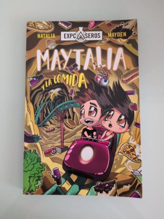 Lote de libros de Maytalia