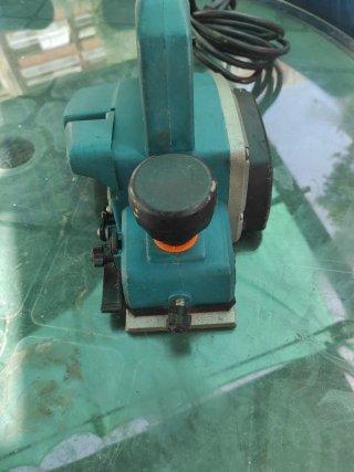 Cepillo Eléctrico Virutex CE35E 700W