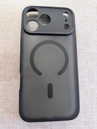 Funda iPhone 17 Pro Max Negra MagSafe