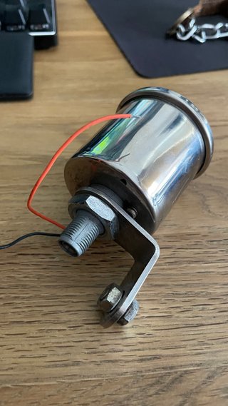 Velocímetro y Cuentarrevoluciones Custom