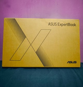 ASUS ExpertBook
