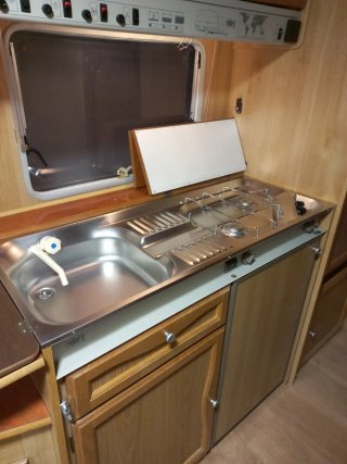 Caravana 1100 kilos