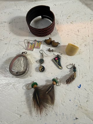 Conjunto bisutería pulsera y pendientes