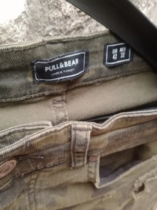 Pantalones vaqueros camuflaje pitillo Pull&Bear