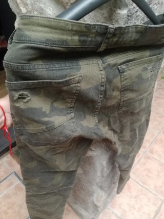 Pantalones vaqueros camuflaje pitillo Pull&Bear