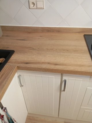 Resto encimera aglomerado imitación madera