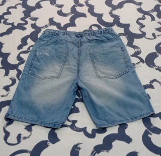 Pantalón corto vaquero chico