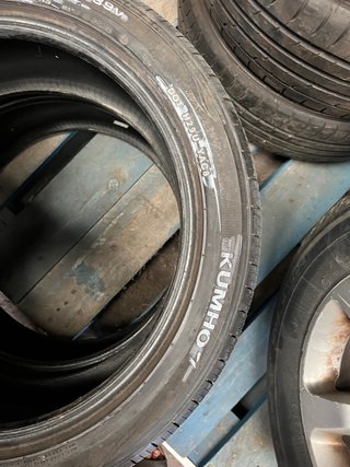 2 Neumáticos Kumho 215/45R18 89V