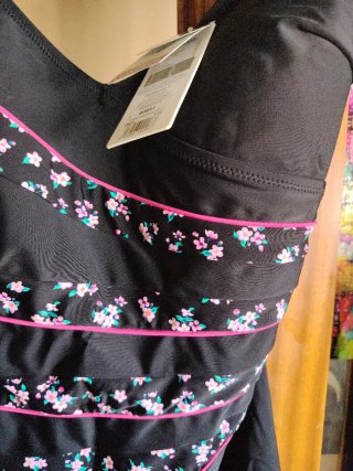 Bañador Isabel Mora Talla 52 Flores, nuevo
