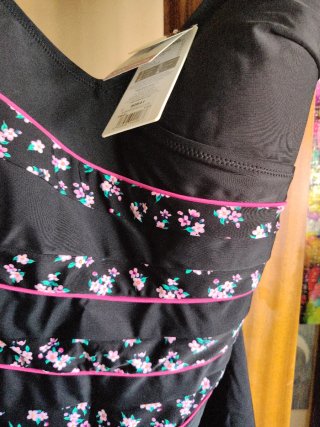 Bañador Isabel Mora Talla 52 Flores, nuevo