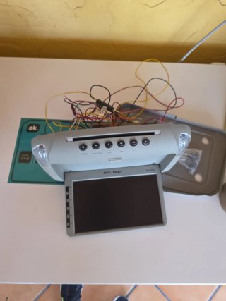 Pantalla de techo para coche